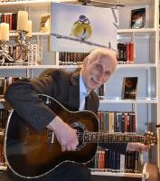 Arne øver på kveldens fuglevise