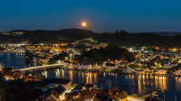 Fullmåne over Mandal